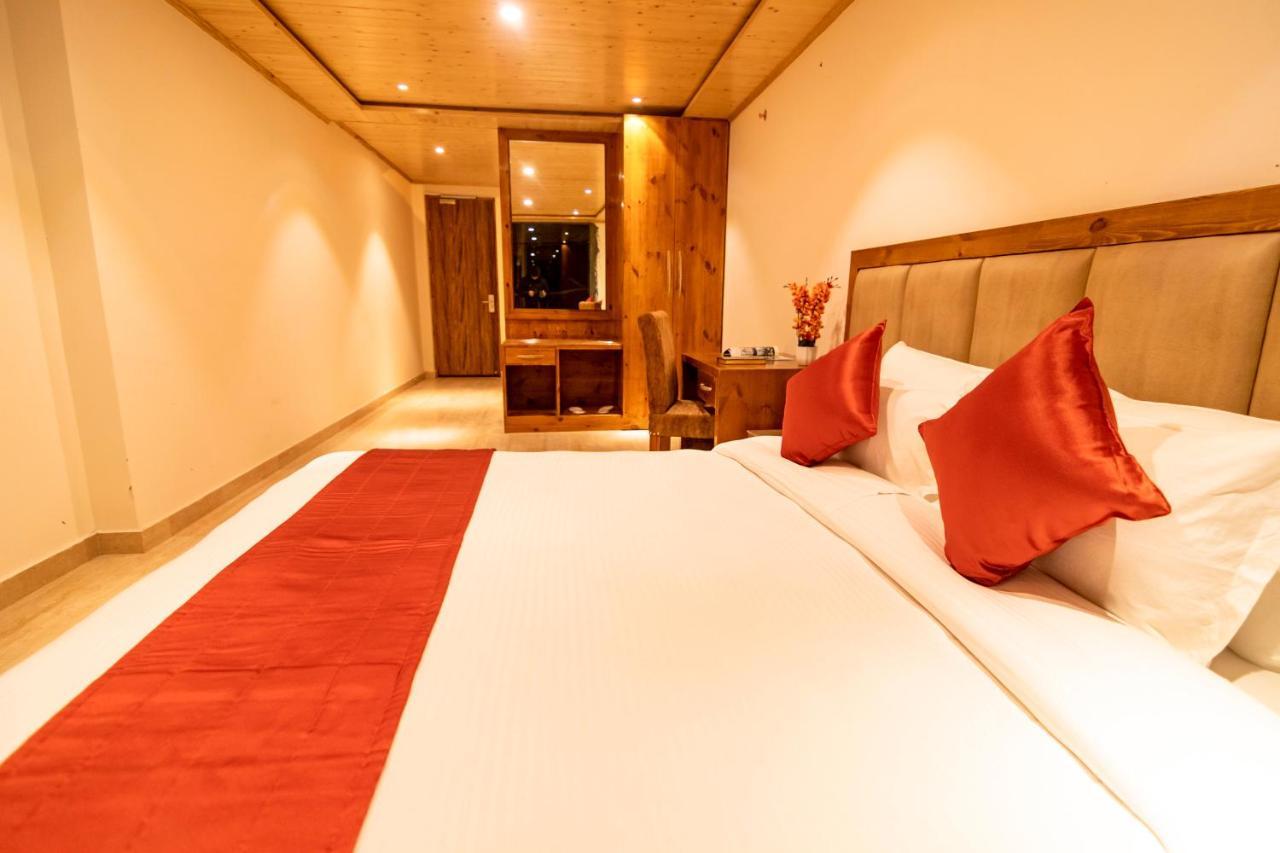 Golden Fern Resort ชิมลา ภายนอก รูปภาพ