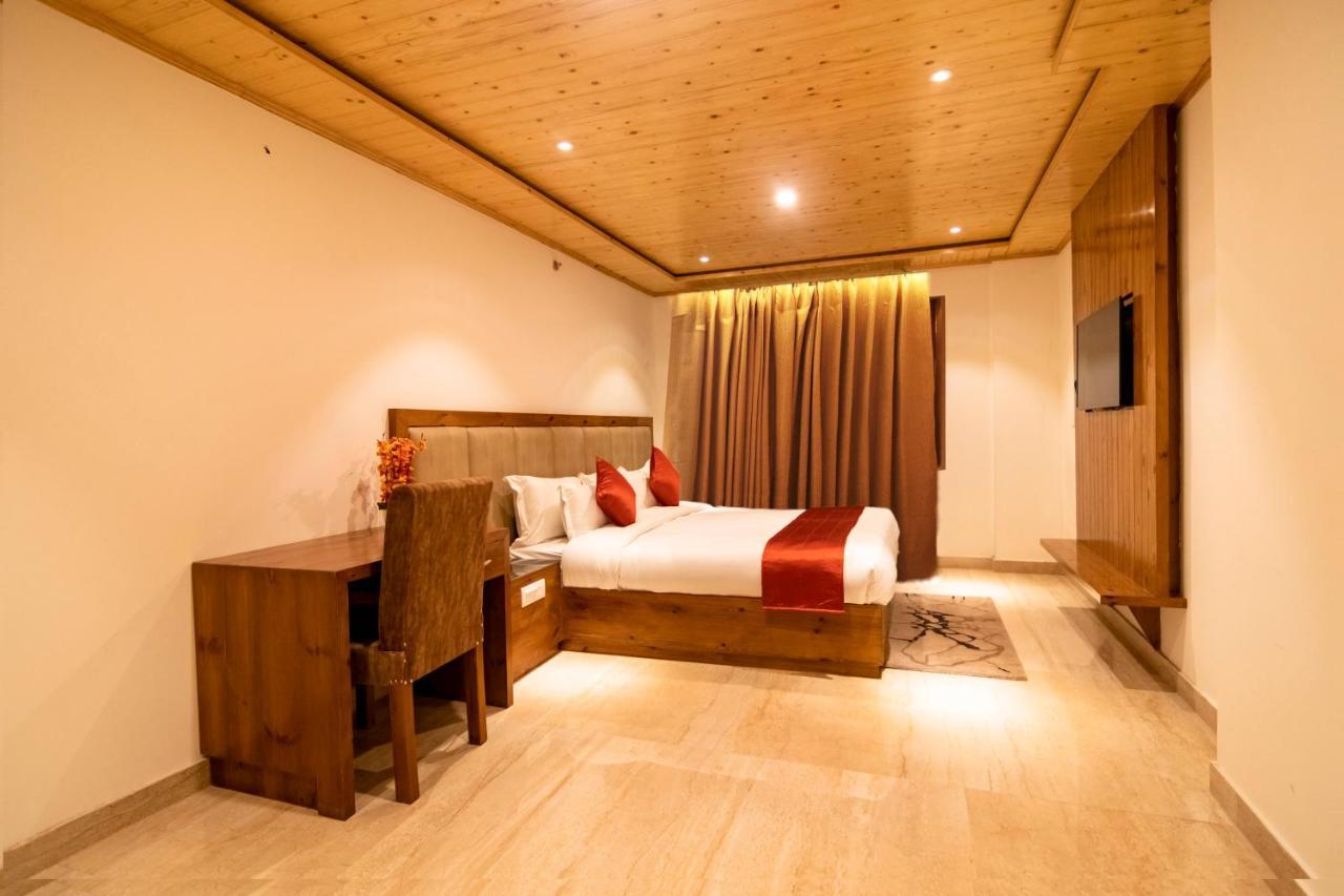 Golden Fern Resort ชิมลา ภายนอก รูปภาพ