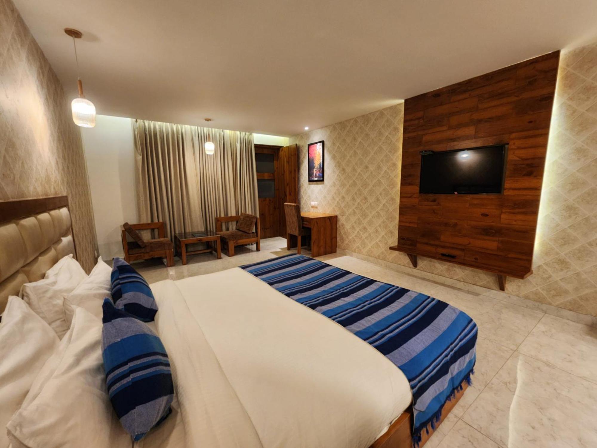 Golden Fern Resort ชิมลา ภายนอก รูปภาพ