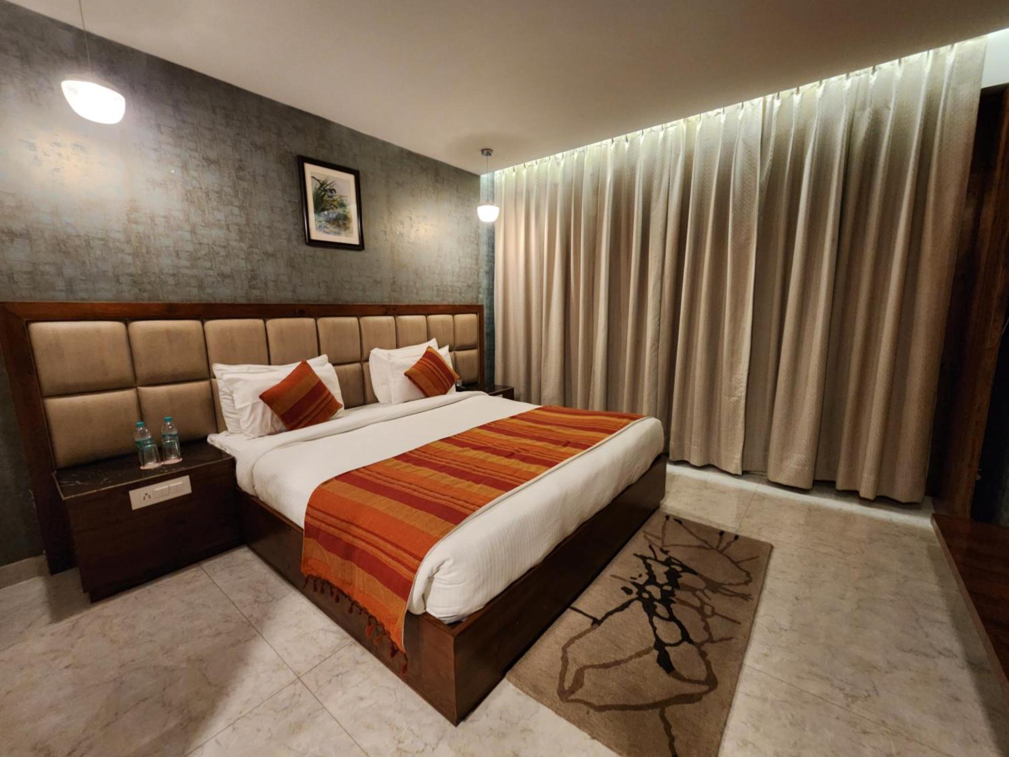 Golden Fern Resort ชิมลา ภายนอก รูปภาพ